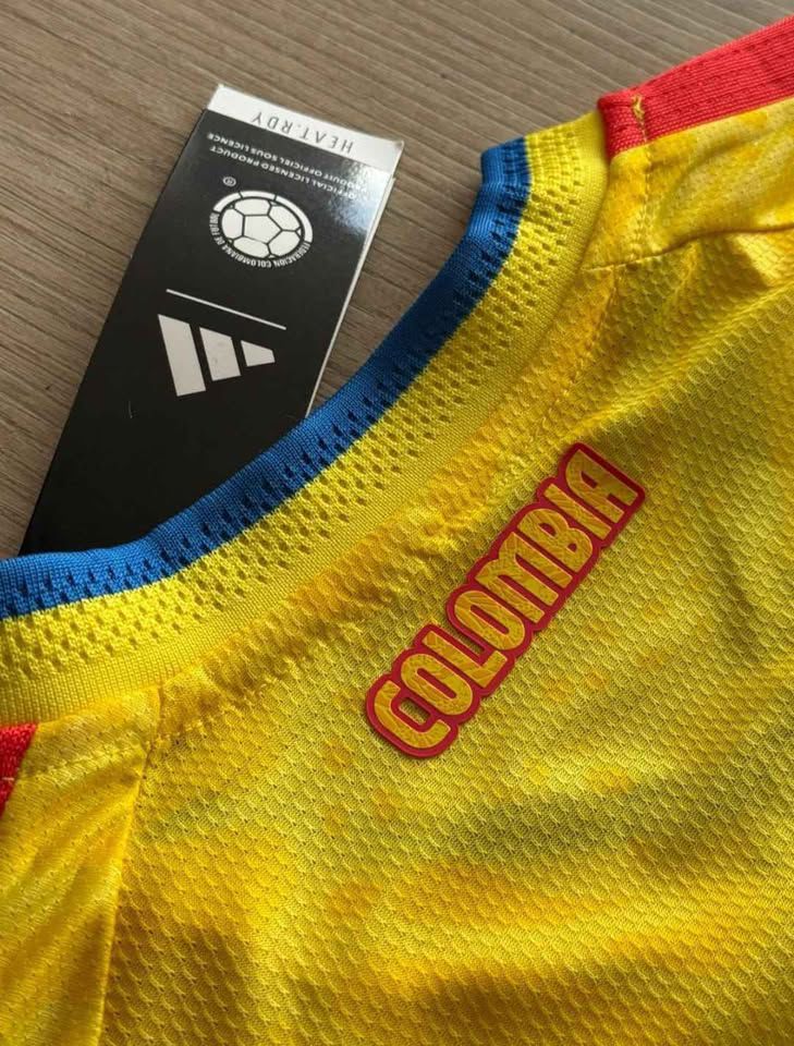 [PROMO: ÚLTIMAS UNIDADES] CAMISETA DE COLOMBIA 1.1 ENCAUCHETADA+ENVIO GRATUITO-PAGA A LA RECEPCIÓN